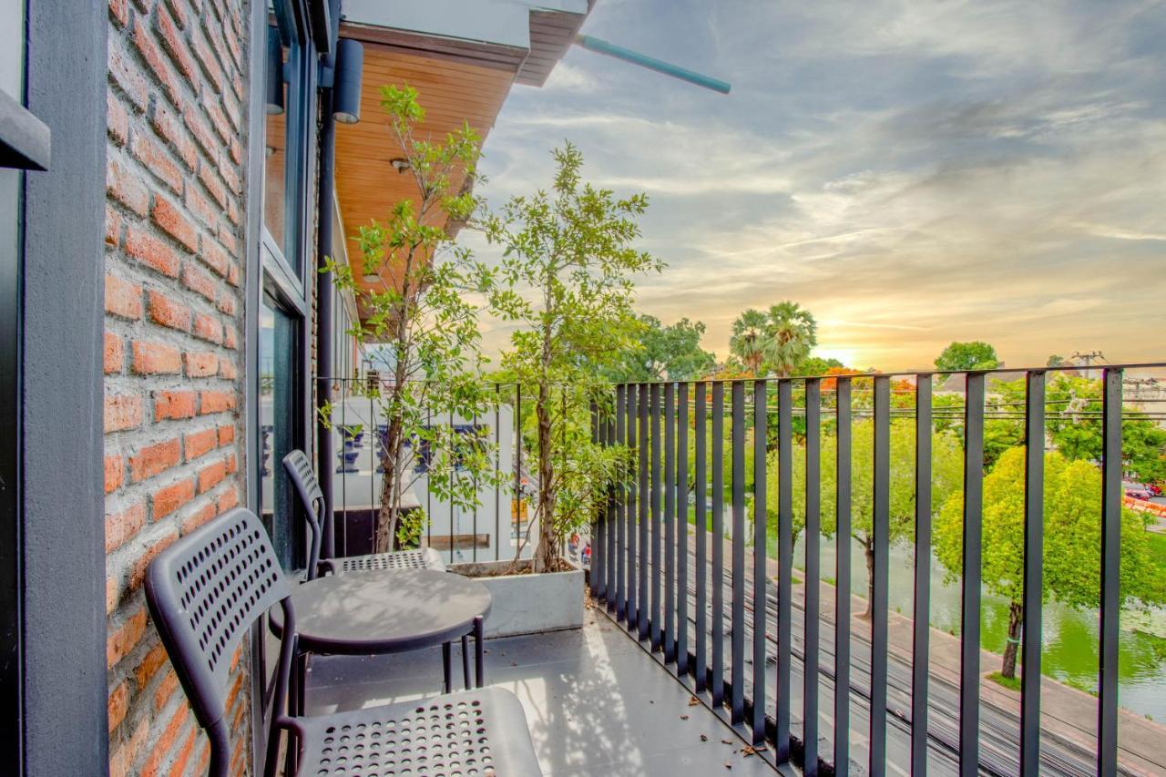 Oyo 1015 Once More Hostel Chiang Mai Exterior photo
